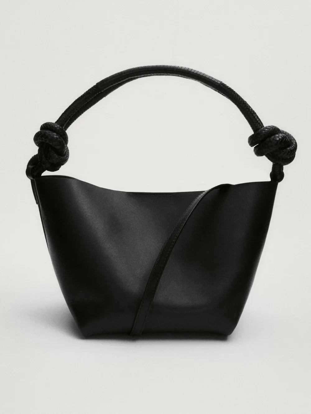 Bolso bandolera piel napa detalle nudo