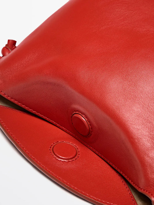 Bolso bandolera piel detalle nudo