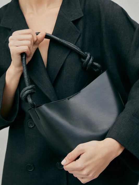 Bolso bandolera piel napa detalle nudo